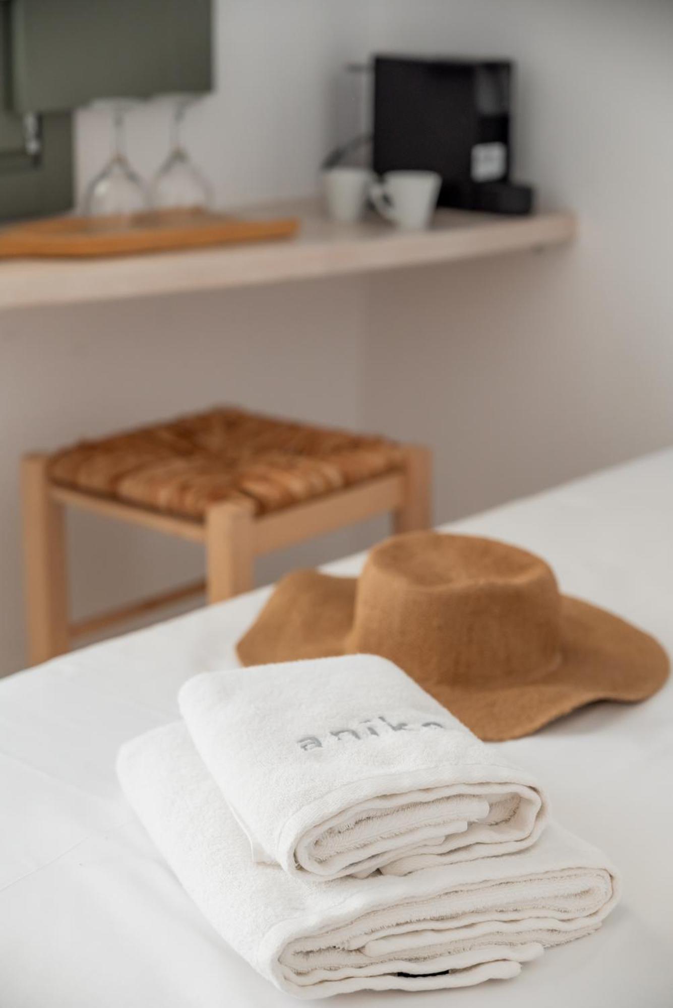 Aniko Suites White Alley Mykonos Town Bagian luar foto
