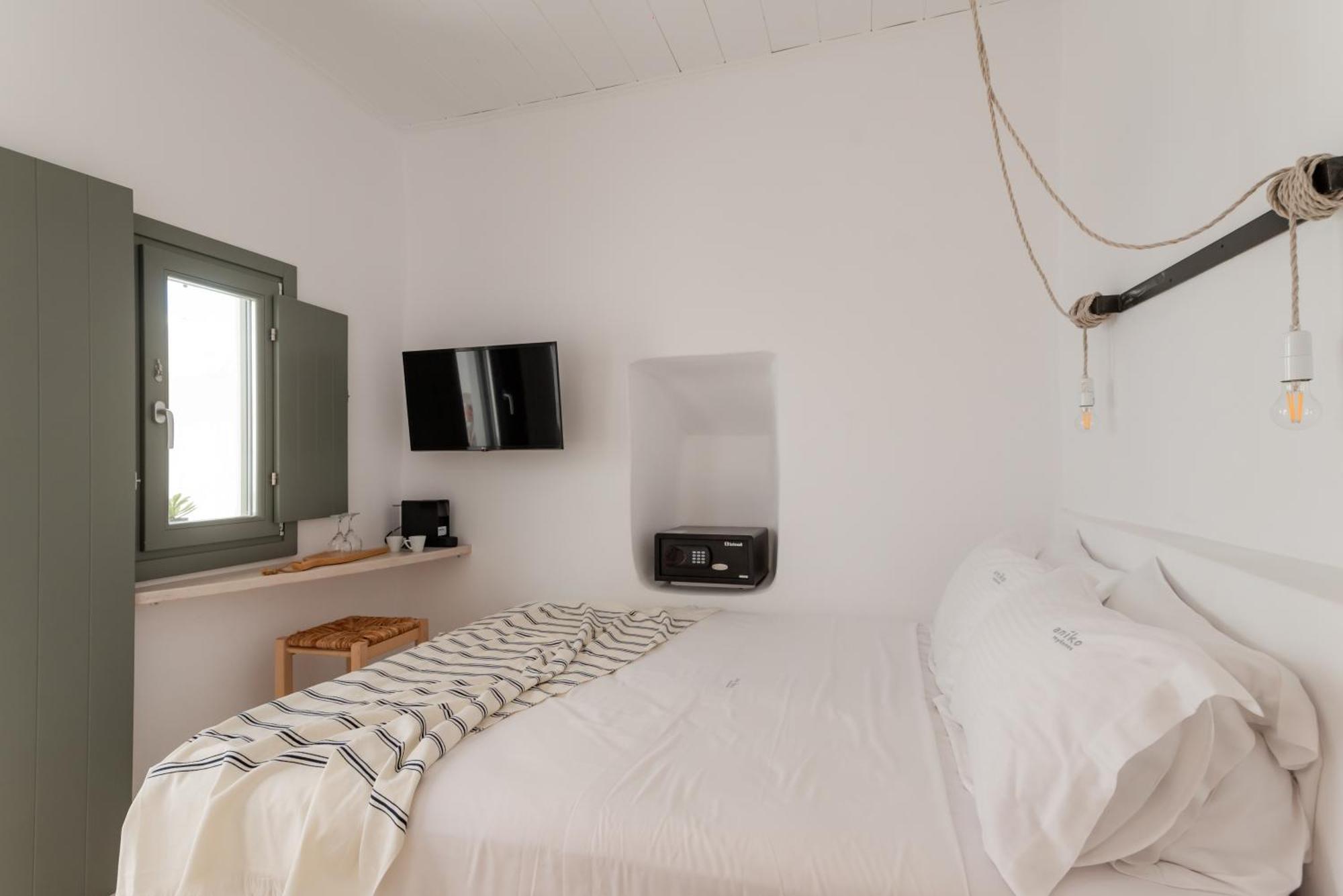 Aniko Suites White Alley Mykonos Town Bagian luar foto