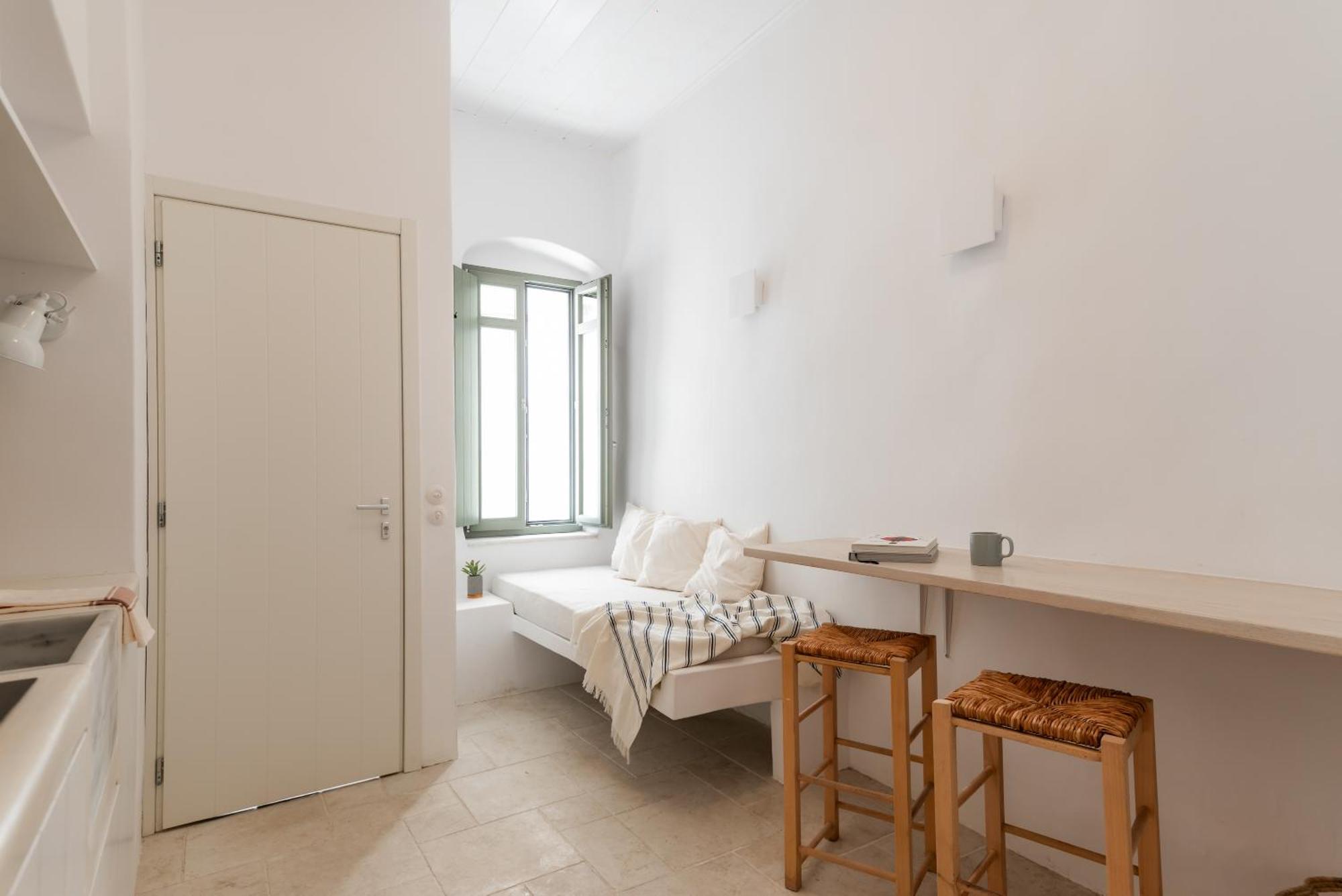 Aniko Suites White Alley Mykonos Town Bagian luar foto