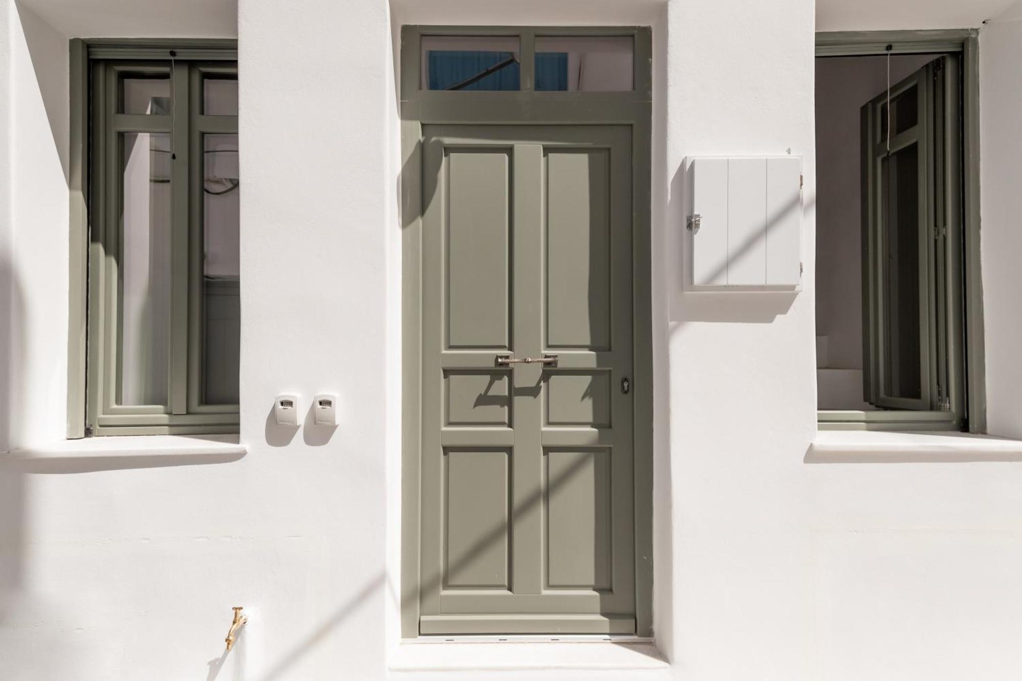 Aniko Suites White Alley Mykonos Town Bagian luar foto