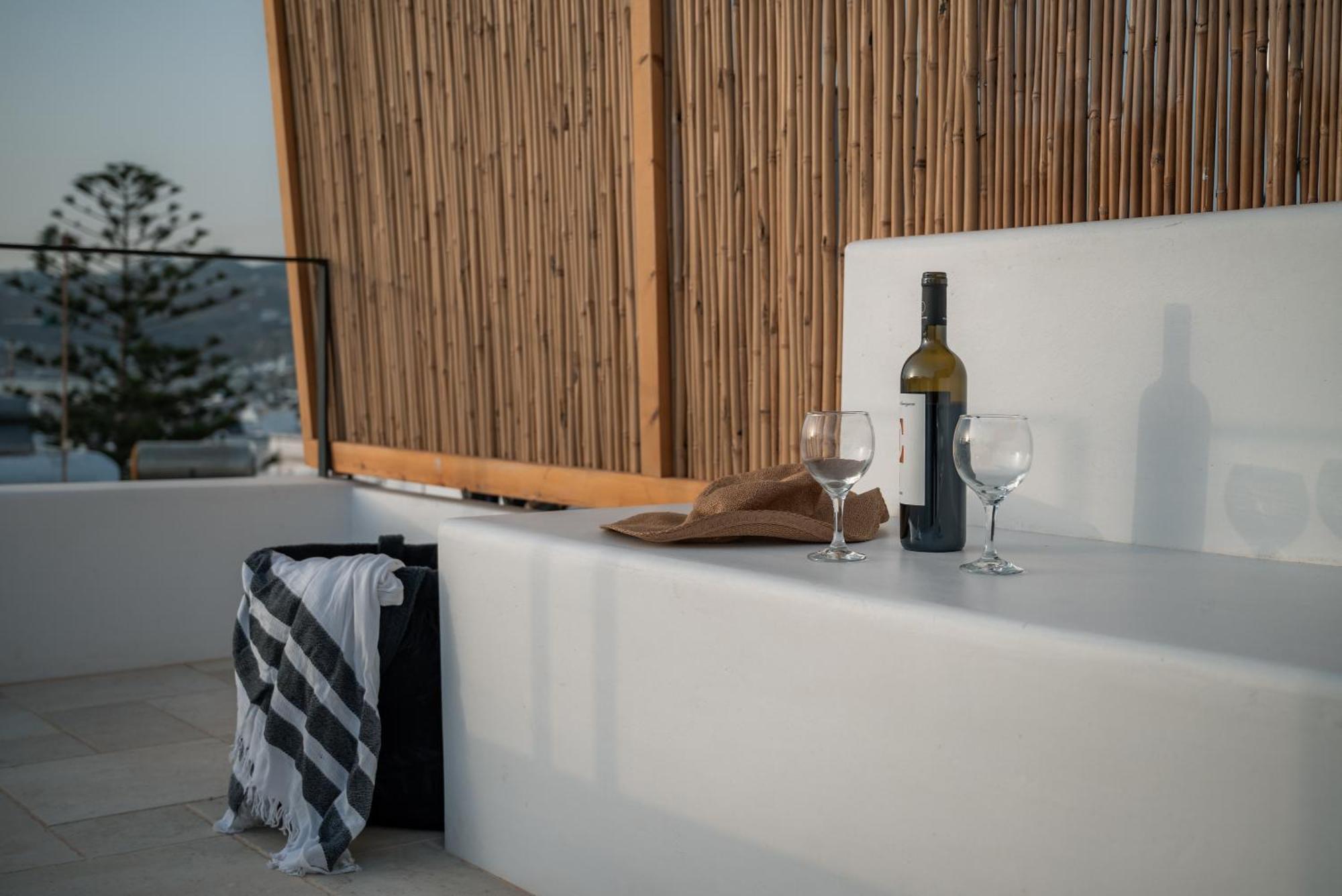 Aniko Suites White Alley Mykonos Town Bagian luar foto